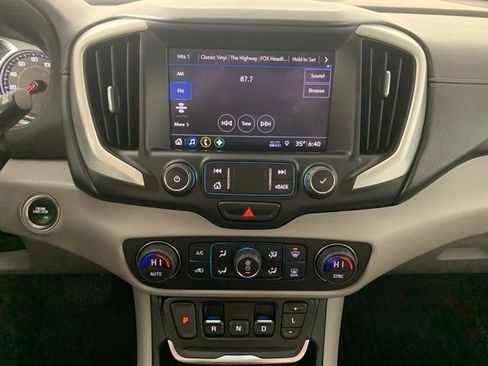 Used 2019 GMC Terrain SLT w/ Preferred Package image 11