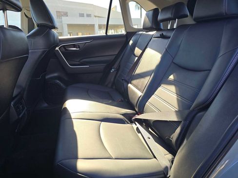 Certified 2022 Toyota RAV4 XLE Premium image 19