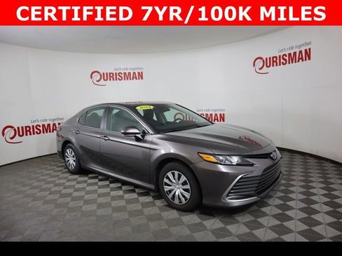 Used 2024 Toyota Camry LE FWD image 12