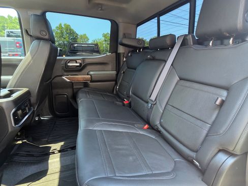 Used 2021 GMC Sierra 1500 Denali w/ Technology Package AWD/4WD image 19