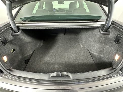 Used 2019 Chrysler 300 S AWD/4WD image 8