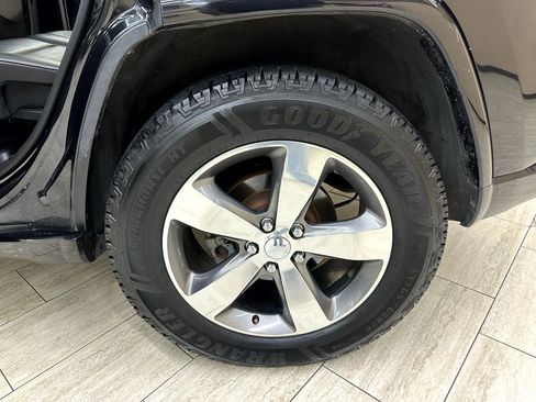 Used 2015 Jeep Grand Cherokee Overland image 35