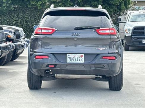 Used 2014 Jeep Cherokee Trailhawk w/ Technology Group image 4