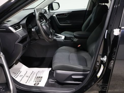 Used 2024 Toyota RAV4 LE image 10