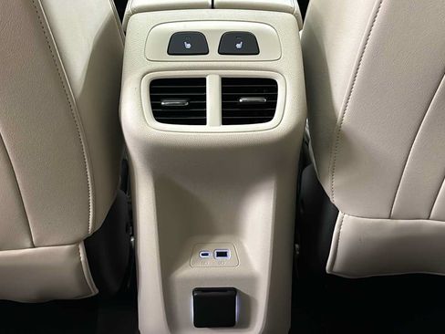 Used 2023 Buick Envision Avenir AWD/4WD image 29