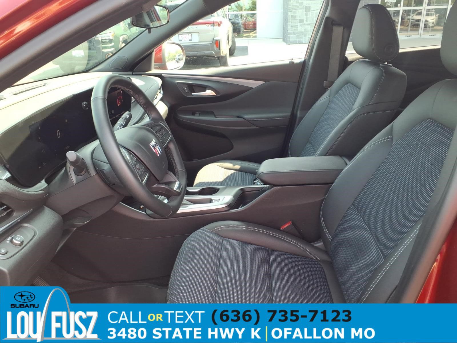 Used 2024 Buick Envista Preferred w/ Convenience I Package FWD image 25