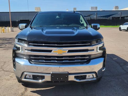 Used 2022 Chevrolet Silverado 1500 LTZ AWD/4WD image 3