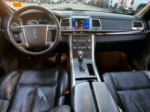 Used 2009 Lincoln MKS image 7