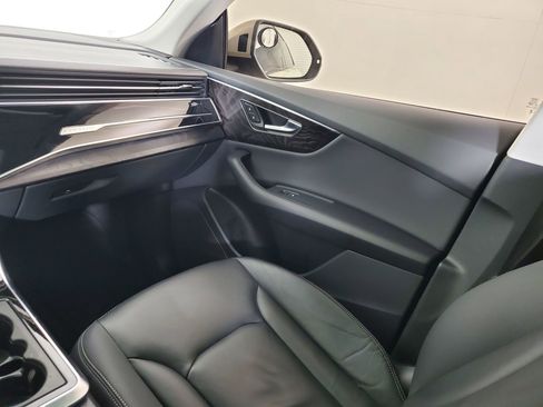 Certified 2023 Audi Q8 Premium w/ Convenience Package image 49