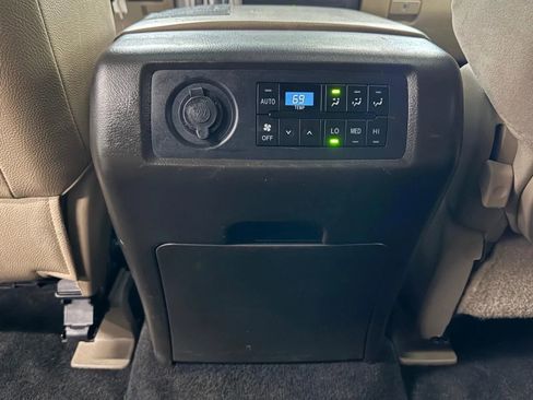 Used 2008 Toyota Sequoia SR5 image 37