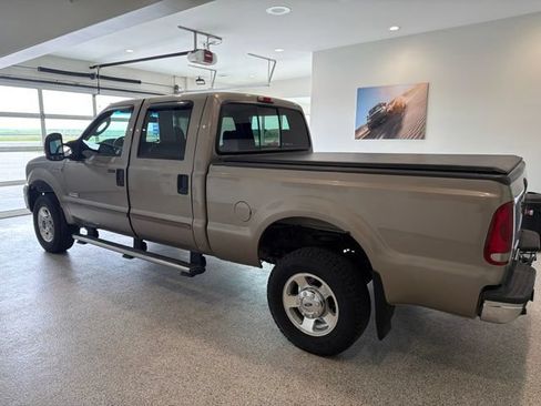 Used 2006 Ford F250 Lariat AWD/4WD image 4