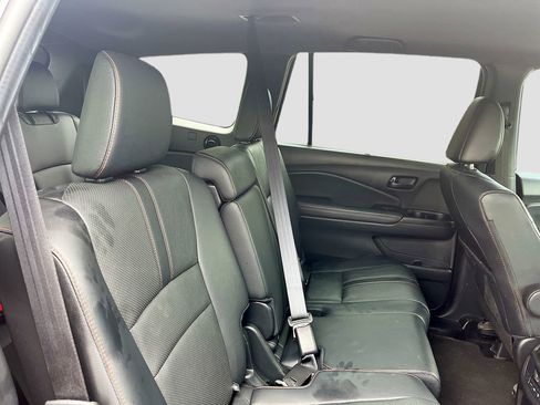 Used 2022 Honda Pilot TrailSport image 29