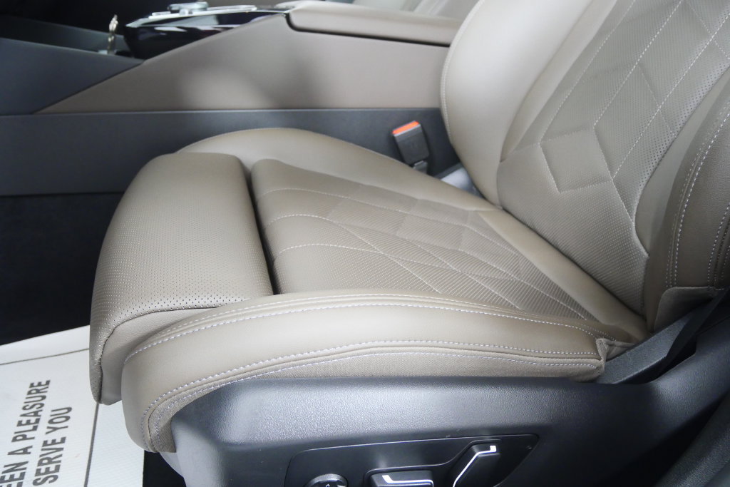 Certified 2026 BMW 530i RWD image 9