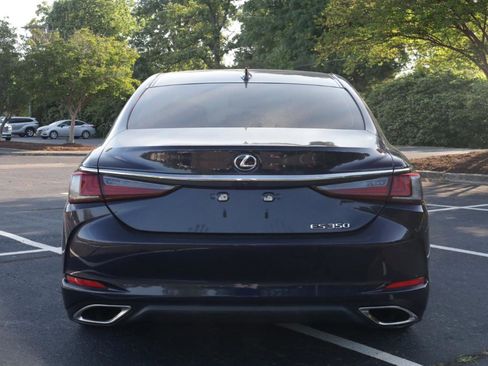 Used 2022 Lexus ES 350 w/ Premium Package image 3