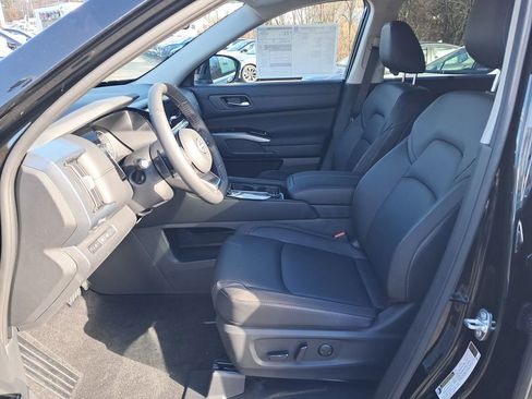 New 2025 Nissan Pathfinder SL w/ Lighting Package (N92) image 19