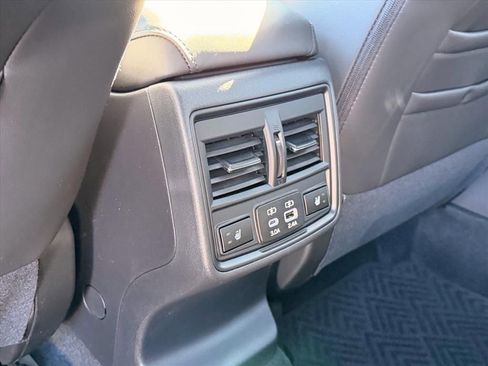 New 2026 Subaru Outback Limited AWD/4WD image 11