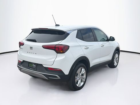 Used 2025 Buick Encore GX Preferred AWD/4WD image 9