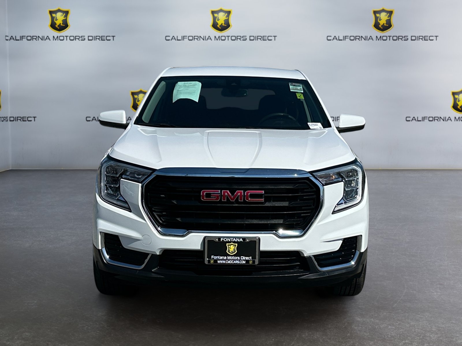 Used 2024 GMC Terrain SLE FWD image 8