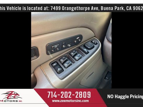 Used 2004 Chevrolet Suburban LT w/ Preferred Equipment Group image 27