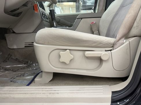 Used 2007 Ford Explorer XLT AWD/4WD image 31