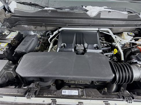 Used 2023 Chevrolet Colorado LT w/ LT Convenience Package II image 30