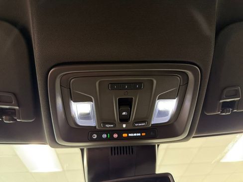New 2026 GMC Sierra 1500 Denali AWD/4WD image 16