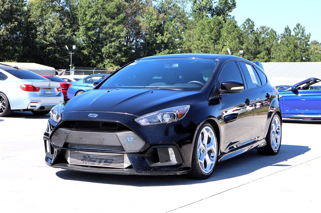 Used 2017 Ford Focus RS AWD/4WD image 3