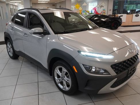 Used 2022 Hyundai Kona SEL w/ Convenience Package AWD/4WD image 15