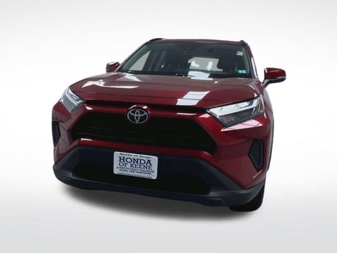 Used 2025 Toyota RAV4 XLE w/ Convenience Package AWD/4WD image 3