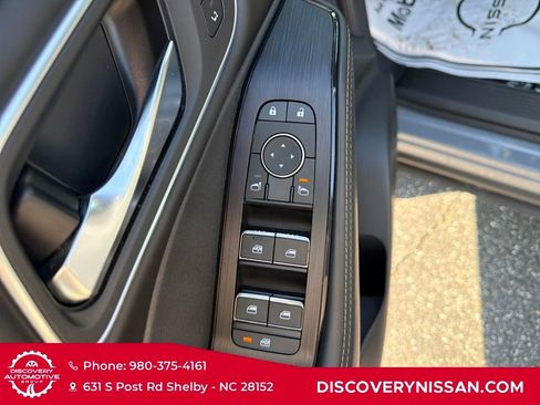 Certified 2023 Nissan Rogue Platinum w/ Platinum Premium Package image 10