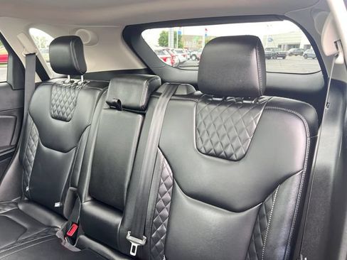 Certified 2024 Ford Edge Titanium AWD/4WD image 27