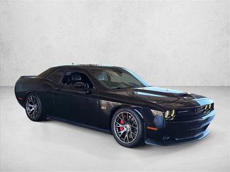 Used 2016 Dodge Challenger SRT w/ Technology Group RWD video 3