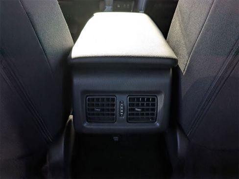 Used 2025 Toyota Camry LE image 29