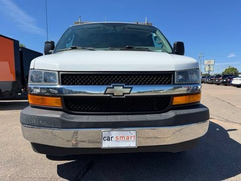 Used 2020 Chevrolet Express 3500 w/ Driver Convenience Package RWD image 2