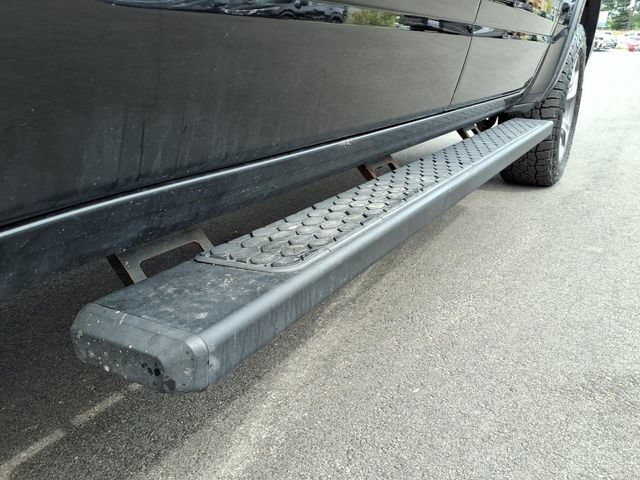 Used 2020 RAM 1500 Laramie AWD/4WD image 11