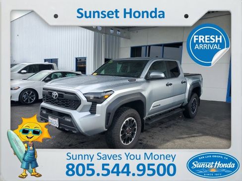 Used 2025 Toyota Tacoma TRD Off-Road image 6