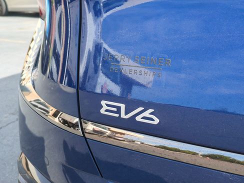 Certified 2024 Kia EV6 GT-Line AWD/4WD image 25