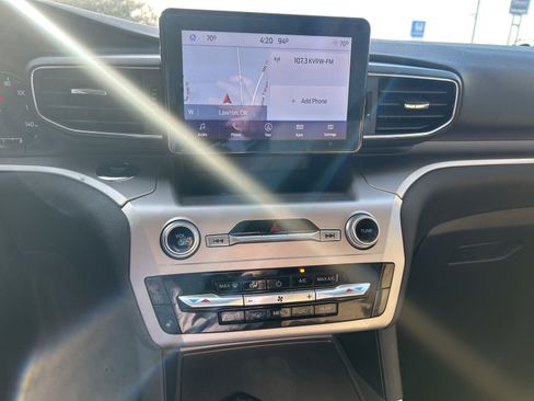 Used 2022 Ford Explorer XLT w/ Equipment Group 202A image 13