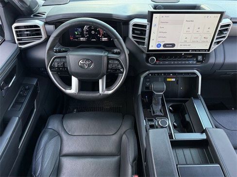 Used 2022 Toyota Tundra Platinum image 11