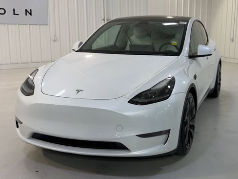 Used 2022 Tesla Model Y Performance AWD/4WD image 4