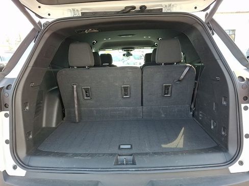 Certified 2024 Chevrolet Traverse LT AWD/4WD image 28