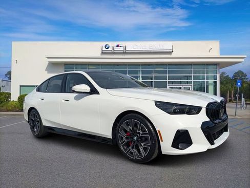 New 2026 BMW 530i xDrive w/ Executive Package image 1