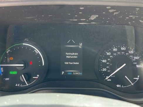 Used 2022 Toyota Sienna LE w/ LE Plus Package image 27