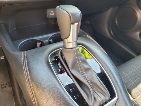 Used 2025 Honda HR-V Sport image 20