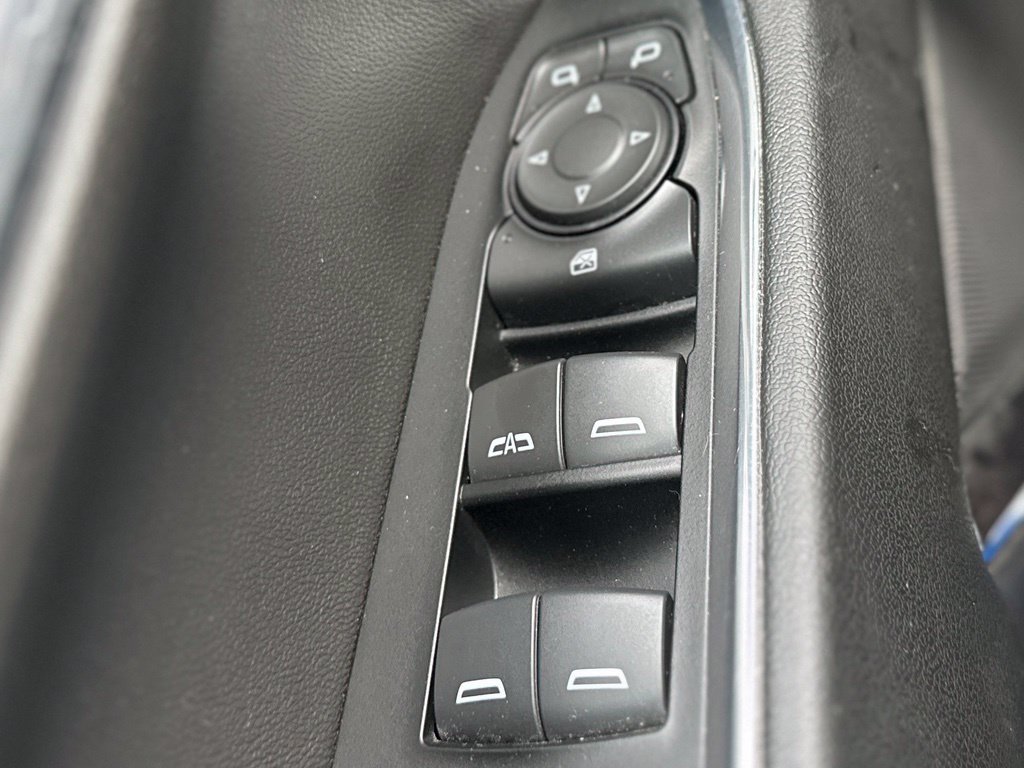 Used 2024 Chevrolet Silverado 1500 LT AWD/4WD image 19