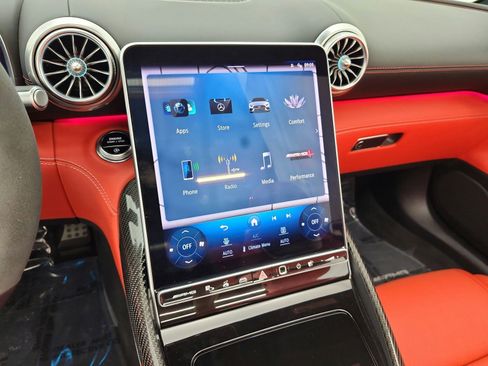 Certified 2022 Mercedes-Benz SL 63 AMG 4MATIC image 10