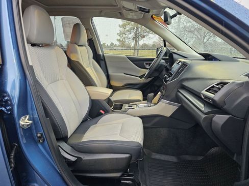 Used 2021 Subaru Forester Premium image 9