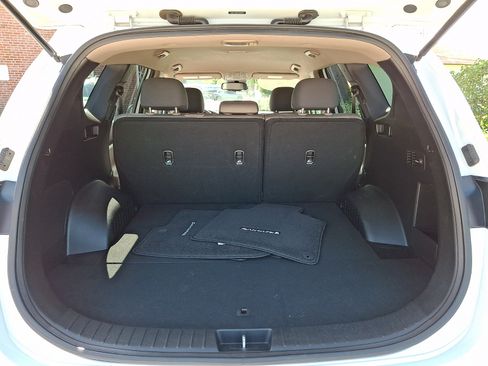 Used 2019 Hyundai Santa Fe SEL FWD image 29