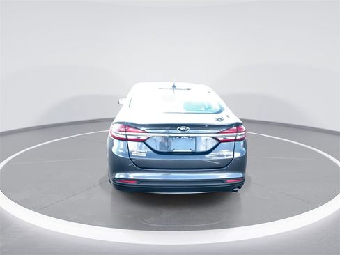 Used 2018 Ford Fusion S image 7