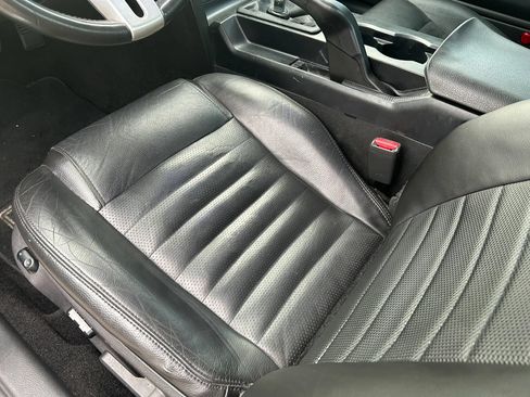 Used 2005 Ford Mustang GT Premium RWD image 10